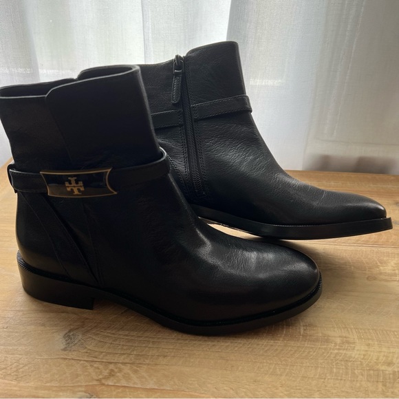 New Tory Burch Perrine Leather Ankle Boot in Black Size 6.5 - Picture 4 of 11